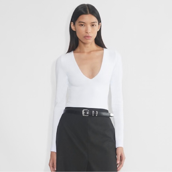 ARITZIA CONTOUR V-NECK LONG SLEEVE BODYSUIT - Picture 1 of 9